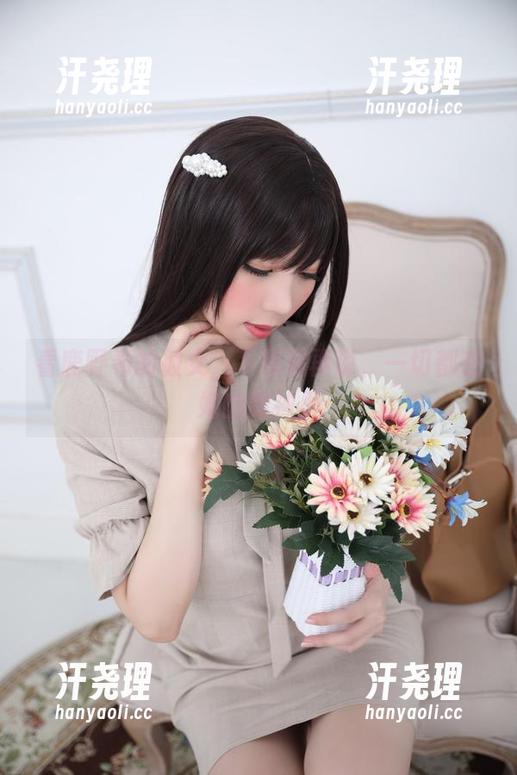看鹿野希的彼女，下载完再说，一切都在她的眼神里