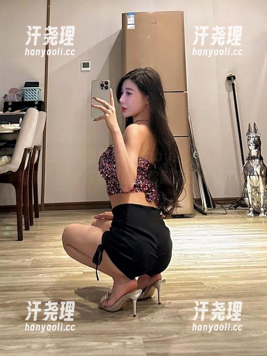 微密圈 - 一组黎允熙baby达人秀—豹纹特辑！图库高清到能把你眼睛眯成双链条！